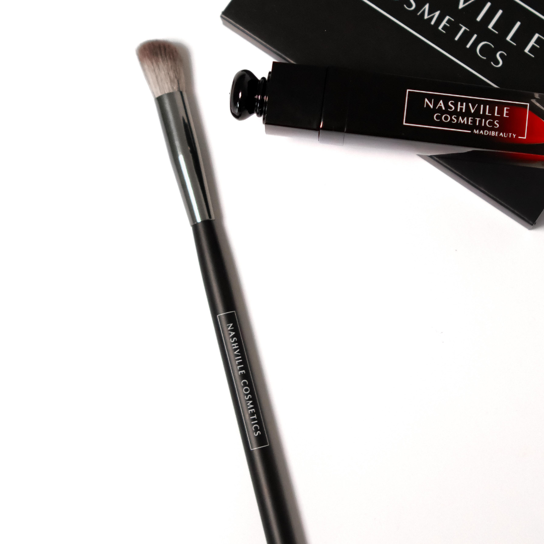 Angled Blending Eye Brush